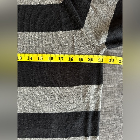 GAP | Striped Crew Neck Wool Blend Sweater | Colour Block Pullover - Picture 7 of 10